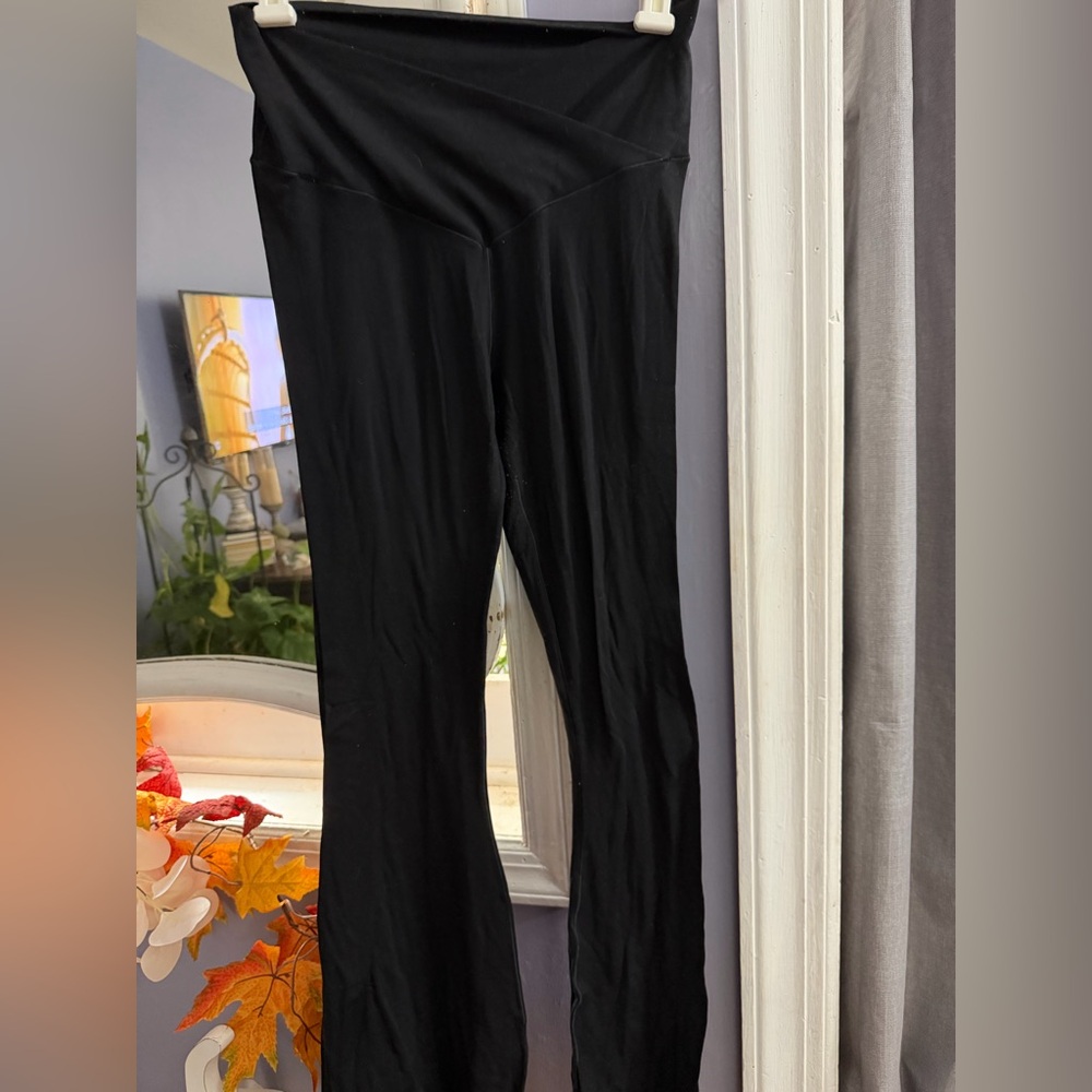 Aerie Classic Black Flare Leggings